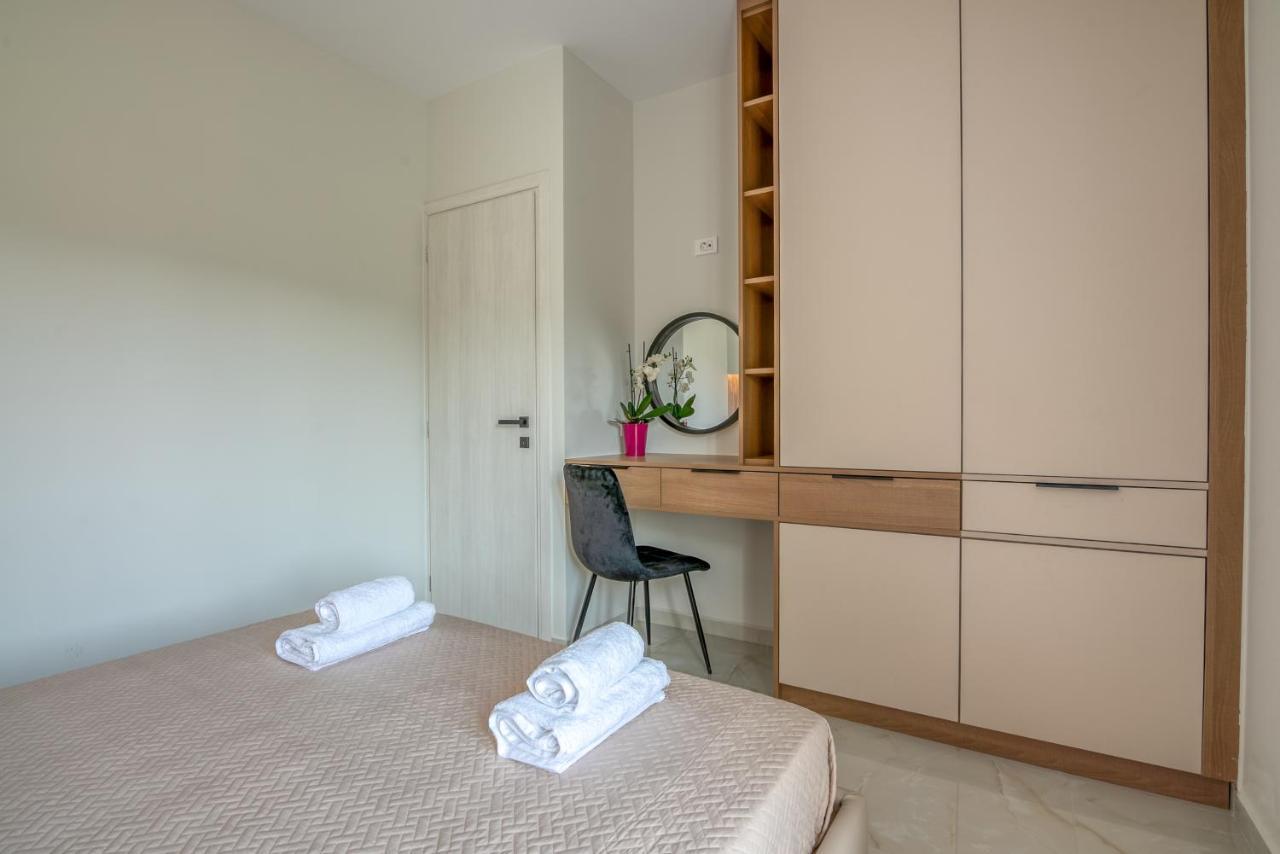 קיסאמוס Villenia Luxury Apartments מראה חיצוני תמונה